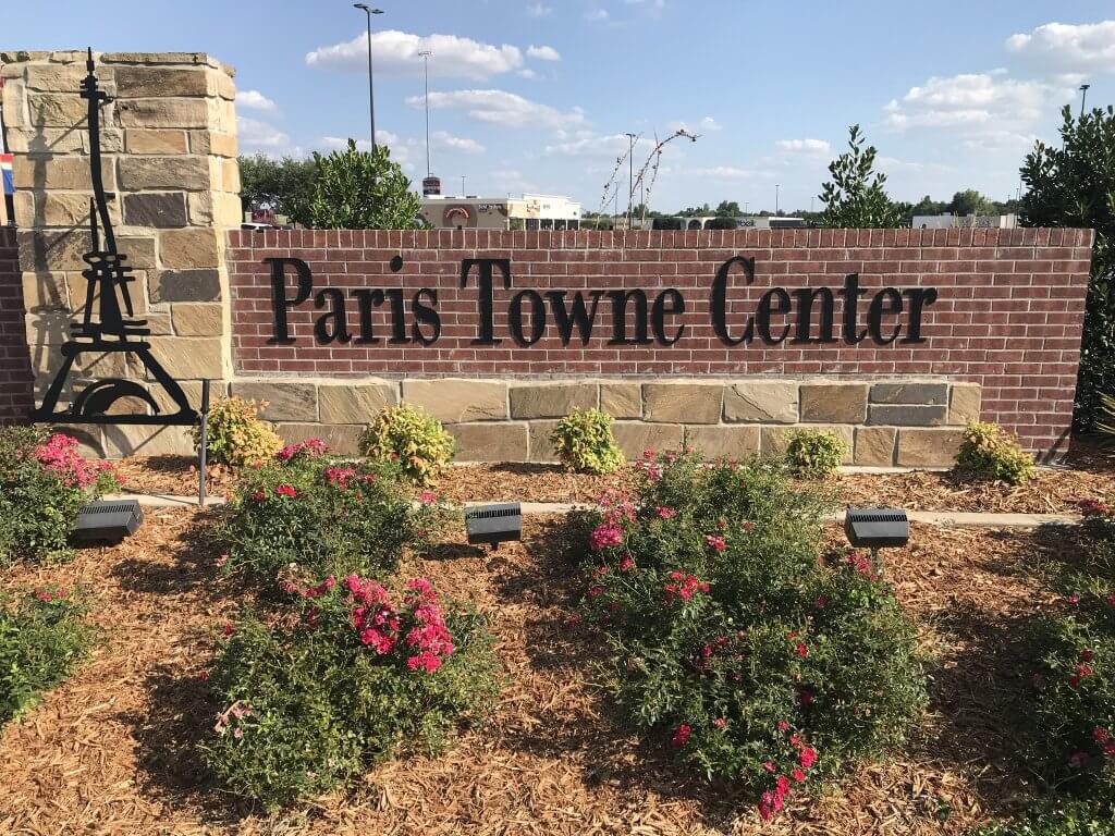 Paris Towne Center